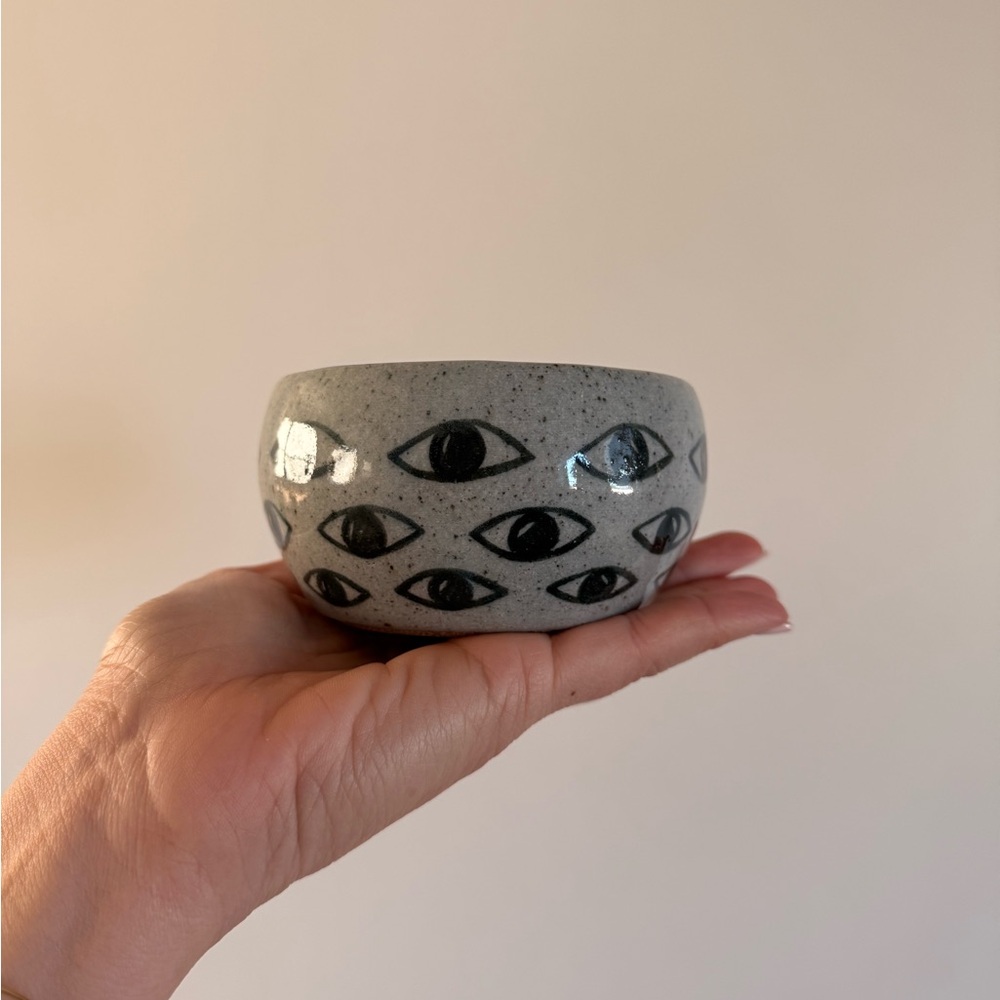 Pickle Pottery Mystical Gray and Black Eye Pattern Decor Bowl